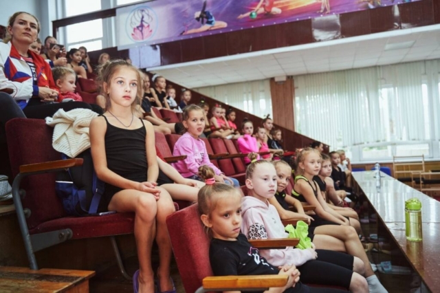 Олимпийские легенды – детям и молодежи России
